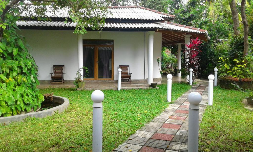 River Retreat Sigiriya Eksteriør bilde